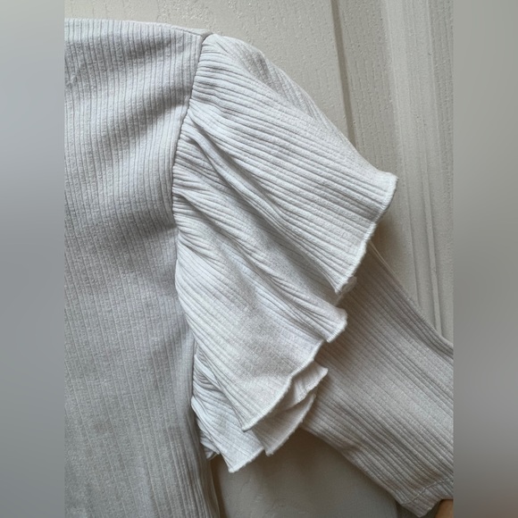 🤍 ZARA White Ribbed Ruffle Sleeve Top - Picture 5 of 7